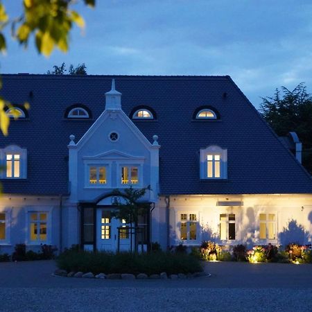 Hotel Landhaus Luetjenhof Großenbrode Esterno foto