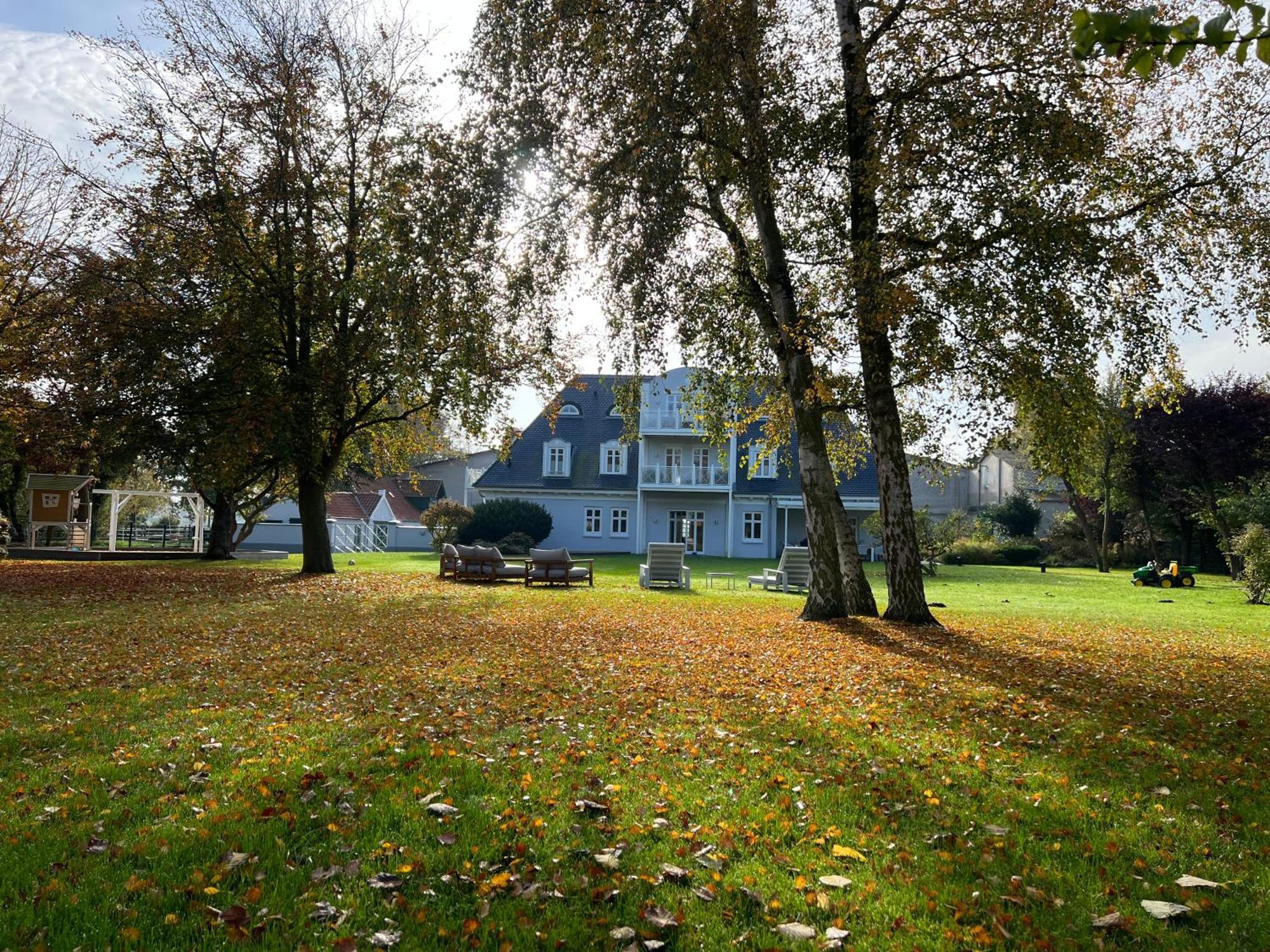 Hotel Landhaus Luetjenhof Großenbrode Esterno foto